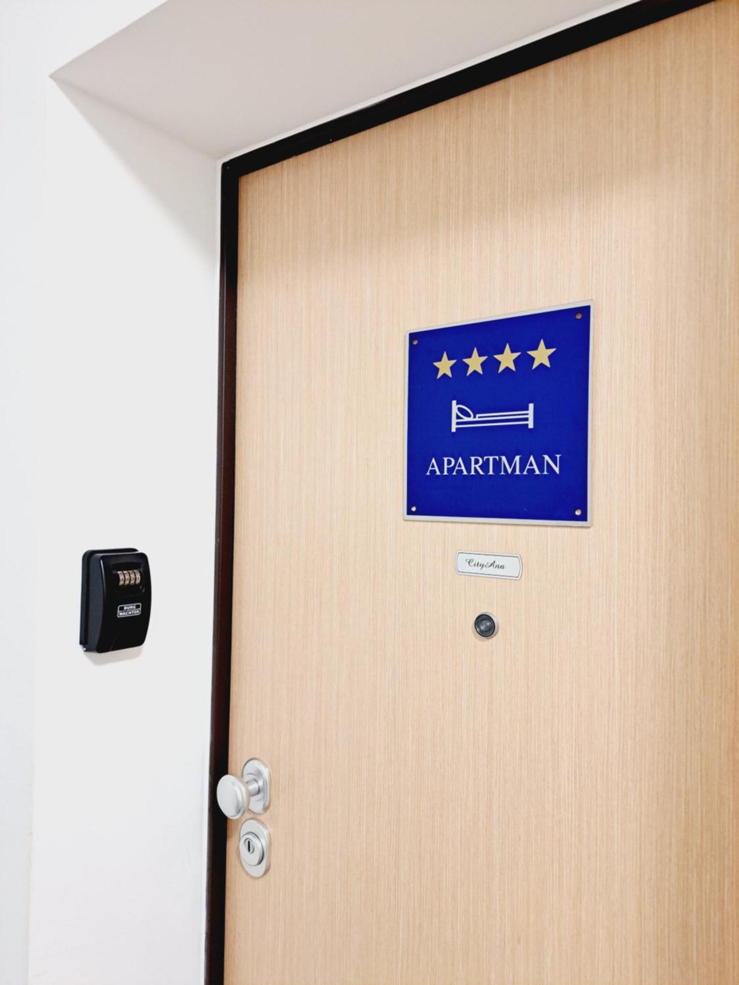 Apartmán Cityana - Private Garage, 0-24 Self Check In