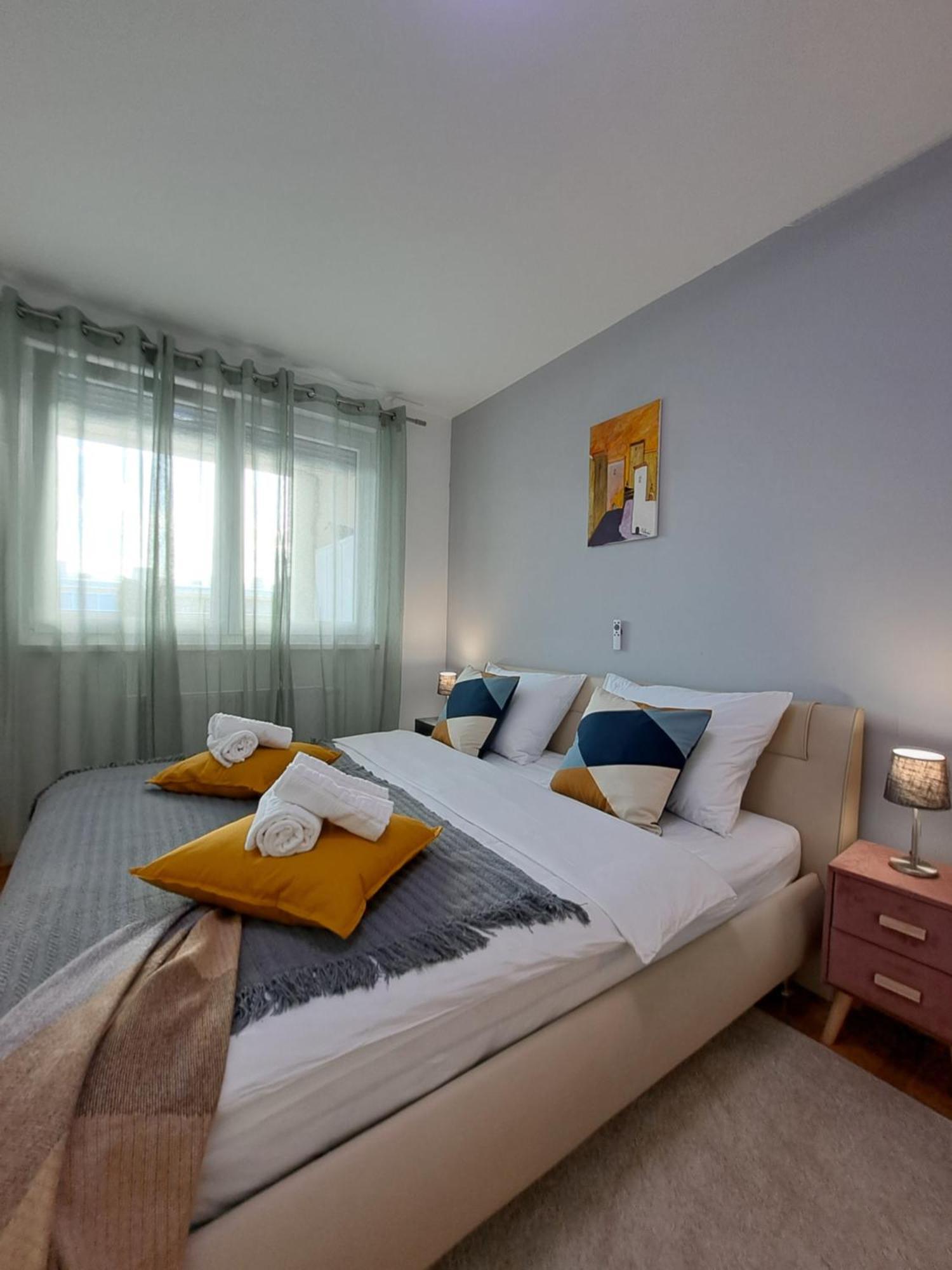 Apartmán Cityana - Private Garage, 0-24 Self Check In